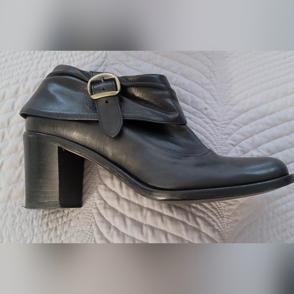 Bundle  of 5 Leather Booties all between 6.5 to 7.5 M - Picture 16 of 16